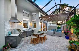 Summer Outdoor Living Trends Shaping Modern Florida Homes