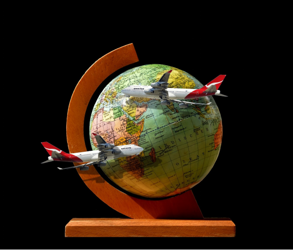 How to Plan a Toronto Wedding When Family Is Flying In From Around the World