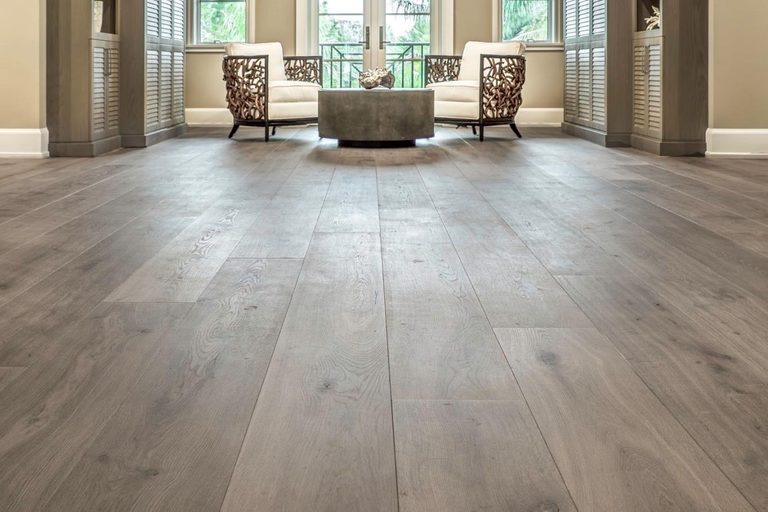 Parquet Flooring, Side Tables, and Custom Beds: A UAE Buyer’s Guide